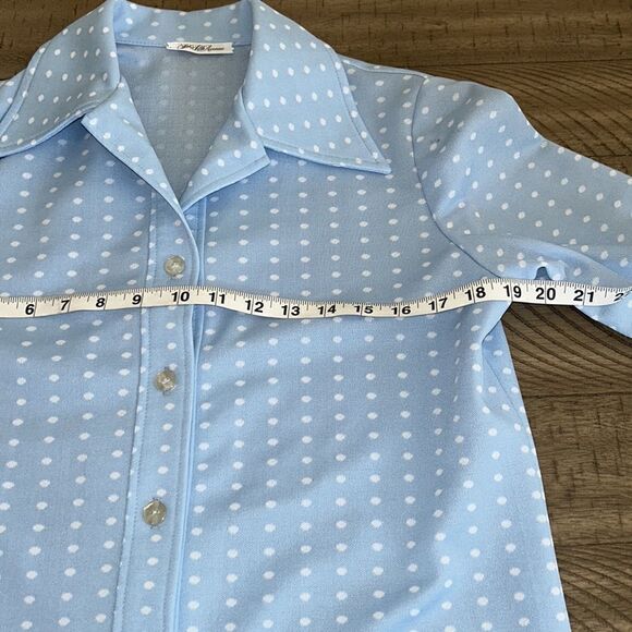 Groovy 70s 200% Poly Tunic Length Shirt Iridescent Buttons. Brady Bunch Vibe - Picture 9 of 16